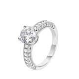 Dedicata a Venezia: 1503 Ring aus Platin mit rundem Diamanten im Brillantschliff und Diamant-Pavé 343367 image 1