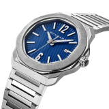 Octo Roma Automatic watch with mechanical manufacture movement, automatic winding, satin-brushed and polished stainless steel case and interchangeable bracelet, blue Clous de Paris dial. Water-resistant up to 100 metres 103739 image 2