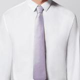 Siebenfach gefaltete Bulgari ShineBeth Krawatte aus feinem bordeauxfarbenen Seidenjacquard. BulgariShineBeth image 2
