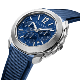 Octo Roma Chronograph watch with mechanical manufacture movement, automatic winding and chronograph functions, satin-brushed and polished stainless steel case and interchangeable bracelet, blue Clous de Paris dial. Water-resistant up to 100 metres. 103829 image 6