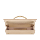 Bvlgari Tubogas Abendclutch aus goldfarbenem Striated-Kalbsleder mit Futter aus Nappaleder in Crystal Rose. Ikonischer Tubogas Henkel aus vergoldetem Messing mit Zirkonia-Steinen und Magnetverschluss. 295450 image 3