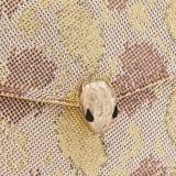 Borsa a spalla media Serpenti Forever in pelle scamosciata naturale con cristalli dorati di varie dimensioni e sfumature, e fodera in nappa nera. Accattivante chiusura magnetica Serpenti in ottone placcato oro chiaro con squame diamantate e occhi in onice nera. 292852 image 5