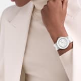 Bvlgari Aluminium White Automatic 自動腕錶，搭載寶格麗自製自動上鍊機械機芯，錶徑 40 公釐，噴砂鋁合金錶殼，白色橡膠錶圈與錶帶，亮澤白色蛋白石錶盤。防水深度 100 公尺。 104335 image 1