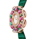 DIVAS' DREAM High Jewellery 腕錶， 18K 玫瑰金錶殼和花瓣鑲飾圓形明亮型切割鑽石、孔雀石和粉紅碧璽。珍珠母貝錶盤，綠色鱷魚皮錶帶。 103636 image 3