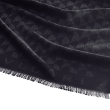 Foulard Calla Mosaic in pregiato tessuto di seta e lana bianco oro. Composizione: 48% seta, 31% lana, 15% viscosa e 6% poliestere. CALLAMOSAIC-SQ image 2