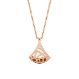 DIVAS' DREAM 18 kt rose gold pendant necklace set with a round brilliant-cut diamond (0,03 ct), a mother-of-pearl element and pavé diamonds (0.10 ct) 358365 image 5