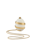 Mini-Minaudière Tubogas in lucertola argento perla con motivo Serpenti Tubogas in ottone con finiture oro e zirconi su testa e coda. Chiusura con bottone a pressione. 295243 image 2