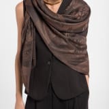 Polychroma Lux scarf in fine natural silk and cashmere. Made of 63% silk, 24% cashmere, 8% polyester and 5% polyamide. POLYCHROMALUX-SQ image 1