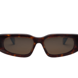 نظارات شمسية «بي.زيرو1» بإطار مستطيل من الأسيتات مع ديكورات «توبوغاس» على الذراعين BV40014I image 2
