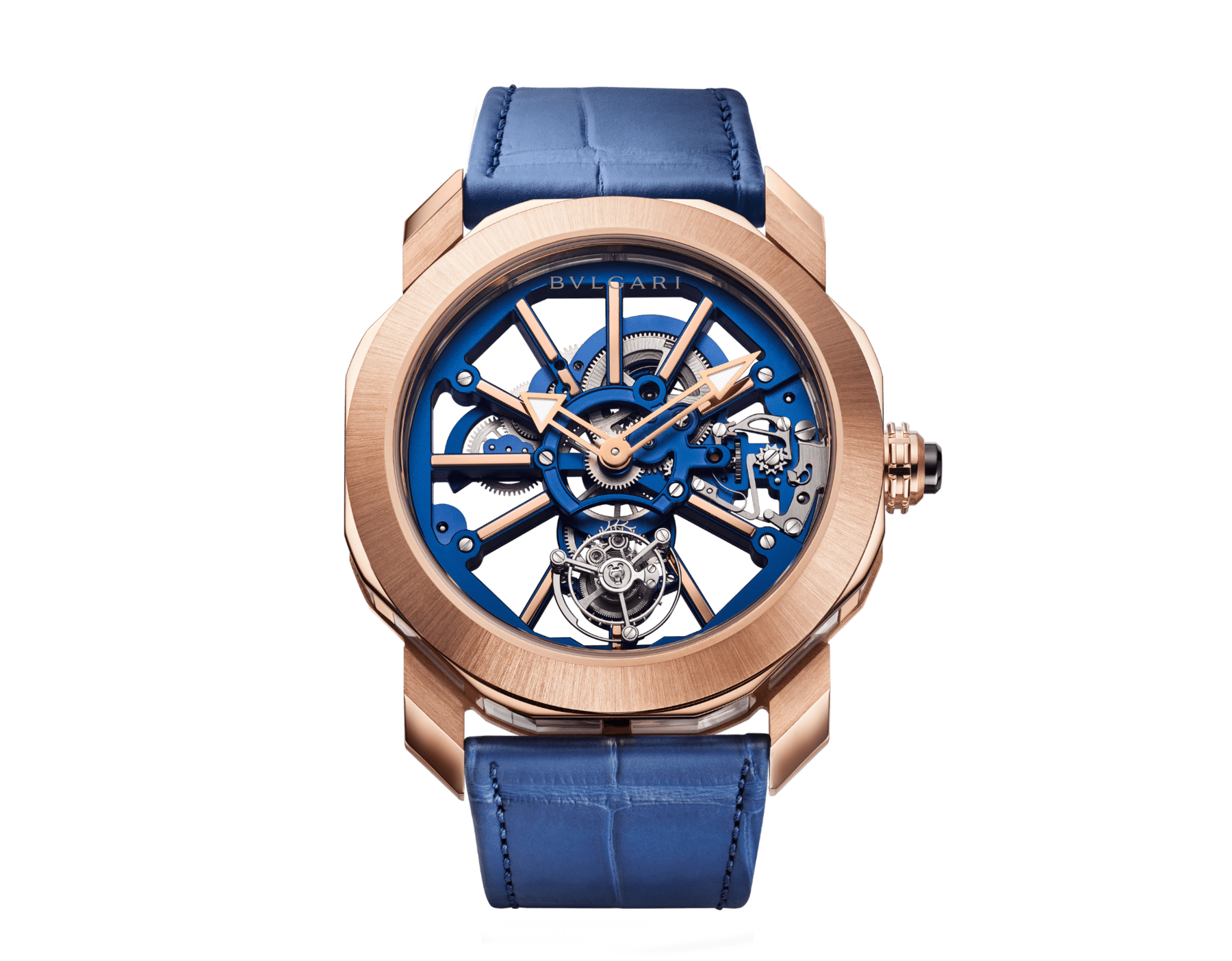 Часы Octo Tourbillon Sapphire, мануфактурный скелетонированный механизм с ручным заводом, парящий турбийон, корпус из розового золота 18 карат, диаметр 44 мм, средняя часть корпуса из сапфирового стекла, калибр синего цвета с часовыми метками из розового золота 18 карат на мостах, синий ремешок из кожи аллигатора. Водонепроницаемость до 50 метров. 103699 image 1