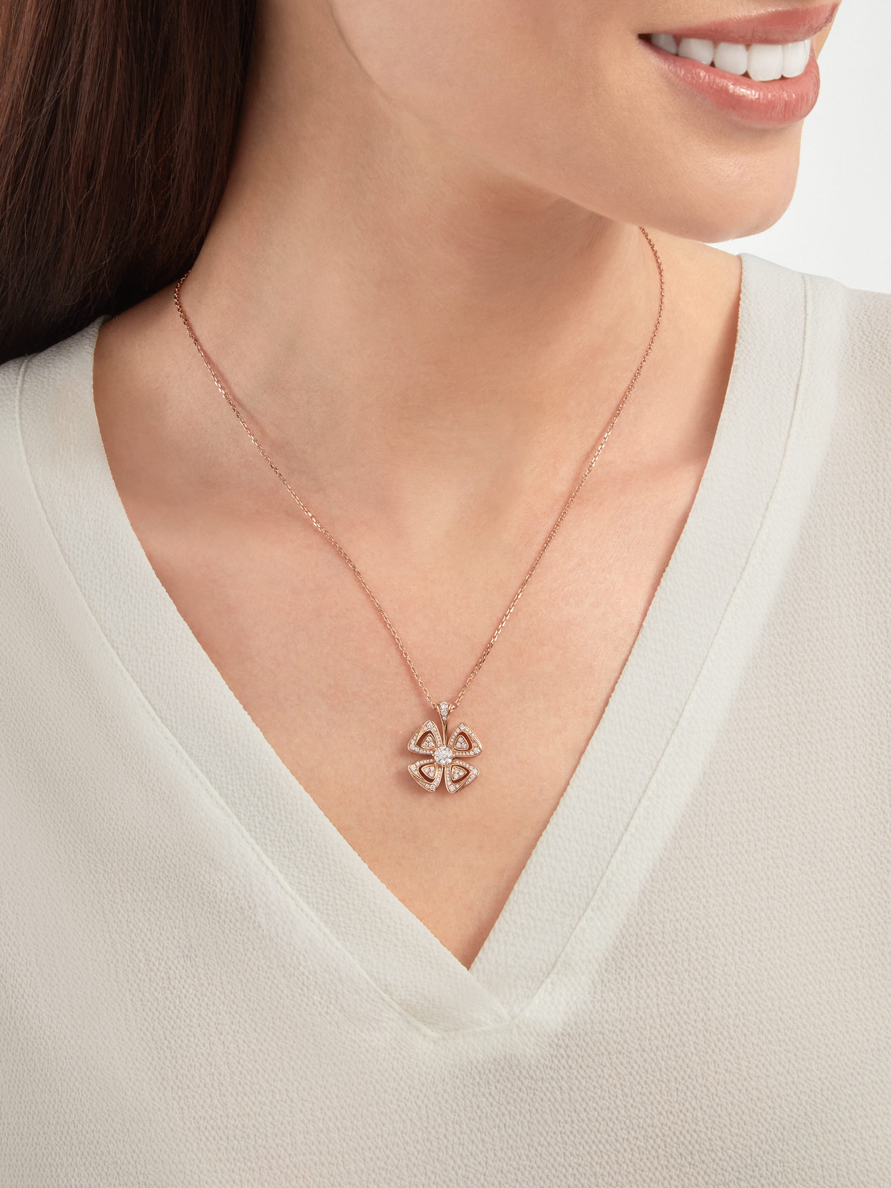 Bvlgari Fiorever Necklace 2024 favors