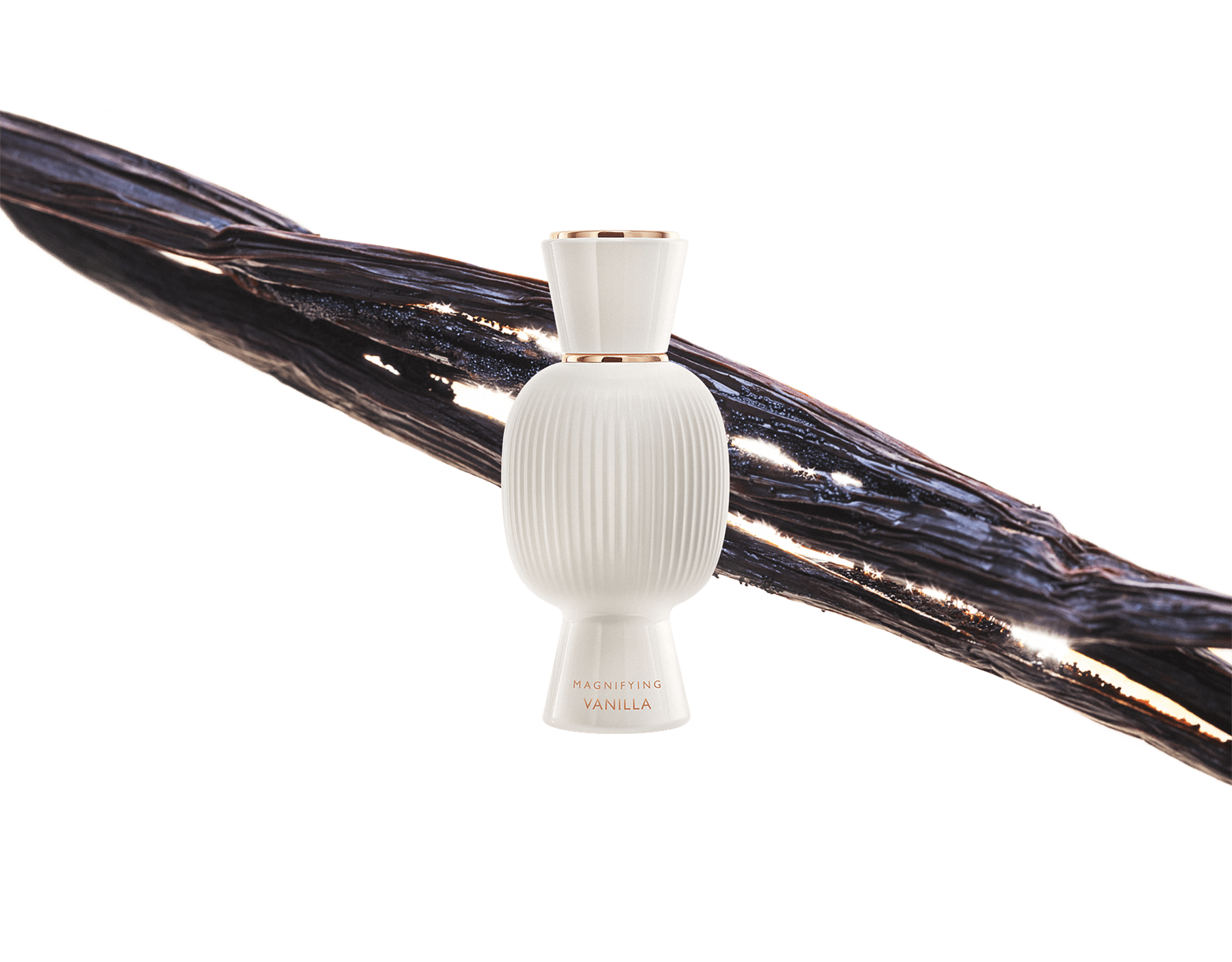 Восхитительная эссенция Magnifying Vanilla наполняет вашу парфюмерную воду соблазнительной притягательностью. #MagnifyForMore Трепет 41283 image 1