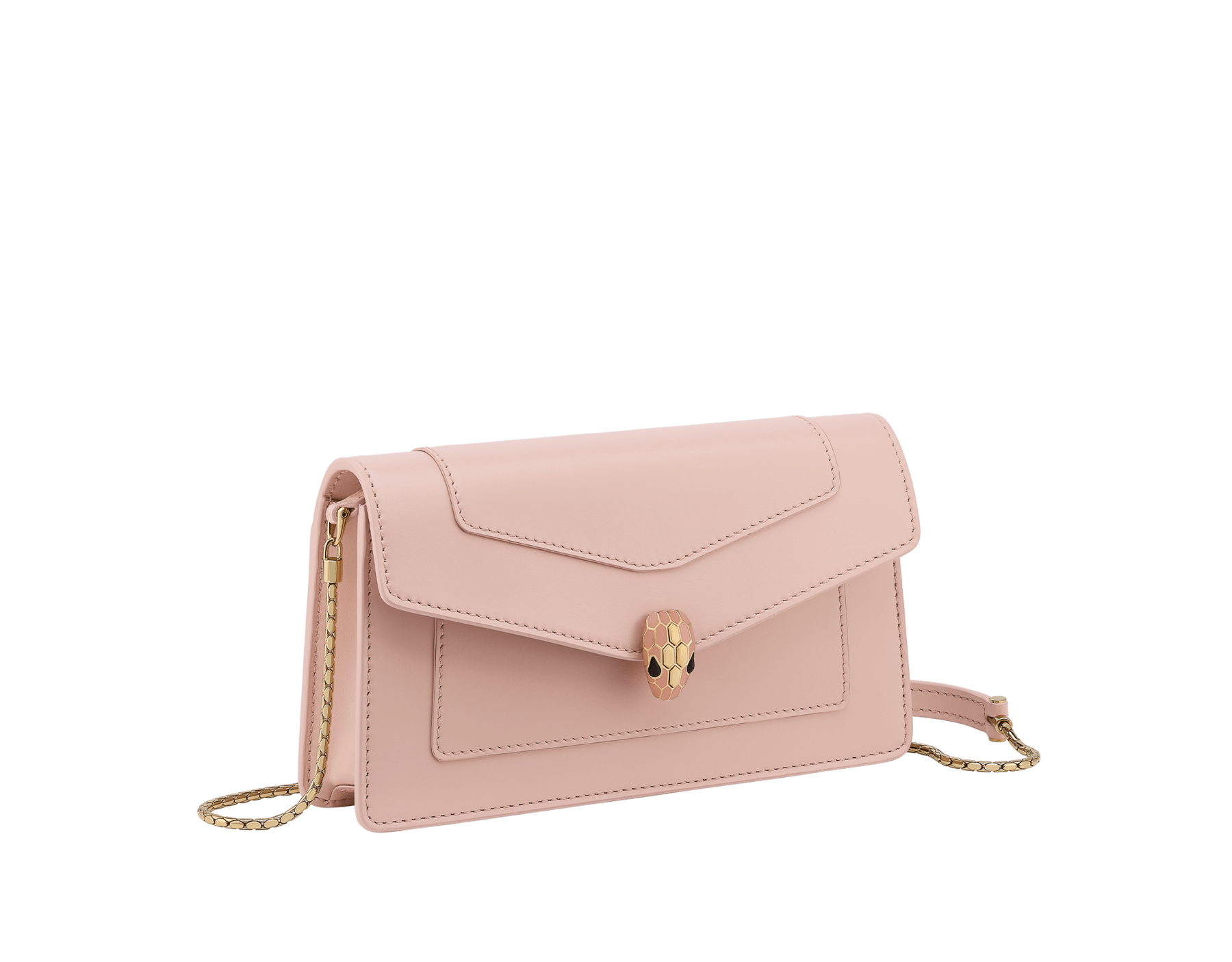 Pochette con catena Serpenti Forever in vitello bianco perla con fodera in nappa rosa cristallo. Accattivante chiusura magnetica Serpenti in ottone placcato oro con squame in smalto bianco perla e ottone placcato oro e occhi in onice nera. SEA-CHPOCHETTER image 1
