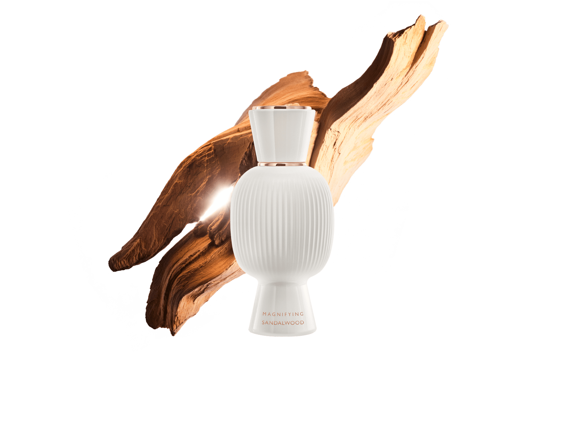 Magnifying Sandalwood Essence 精醇香水可提升 Bvlgari Allegra 淡香精的動人香氣。 41732 image 1