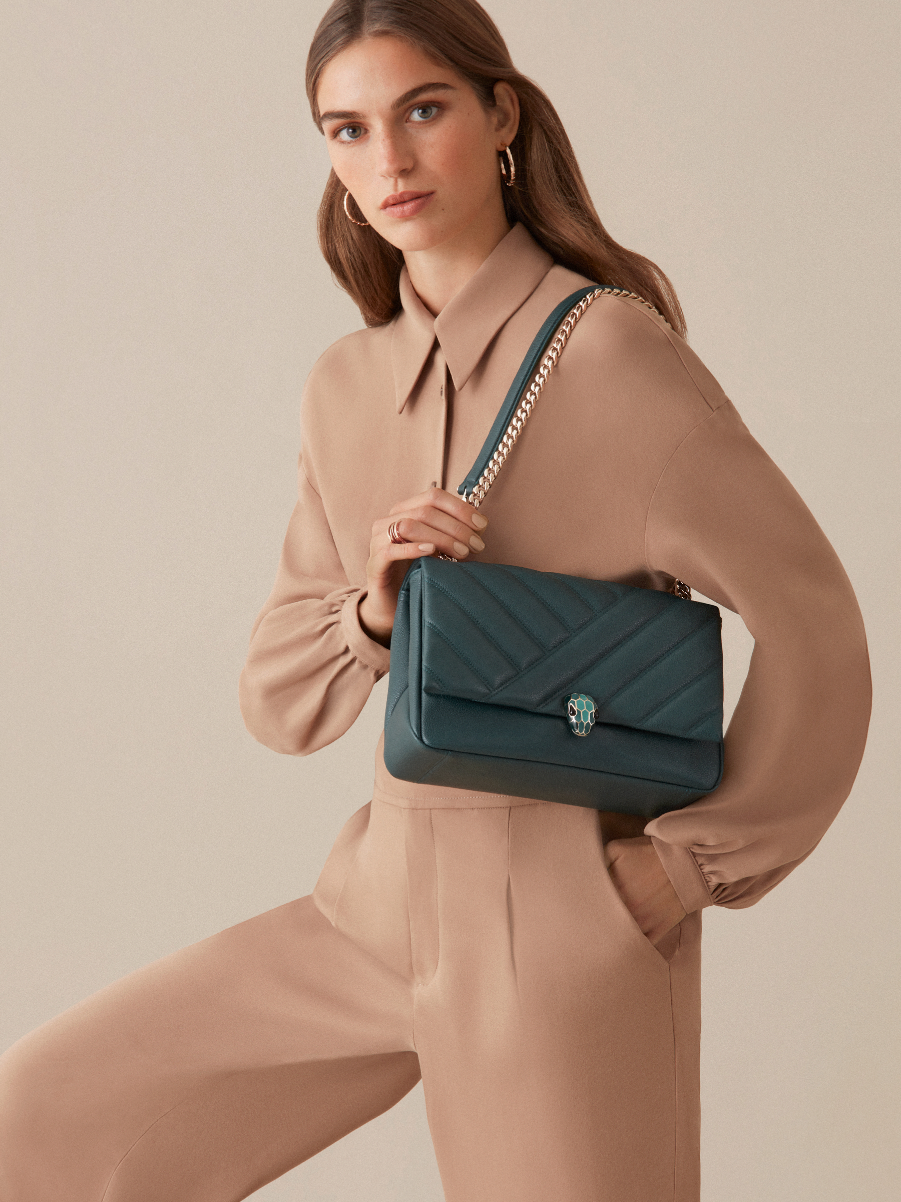 Bulgari serpenti on sale cabochon shoulder bag