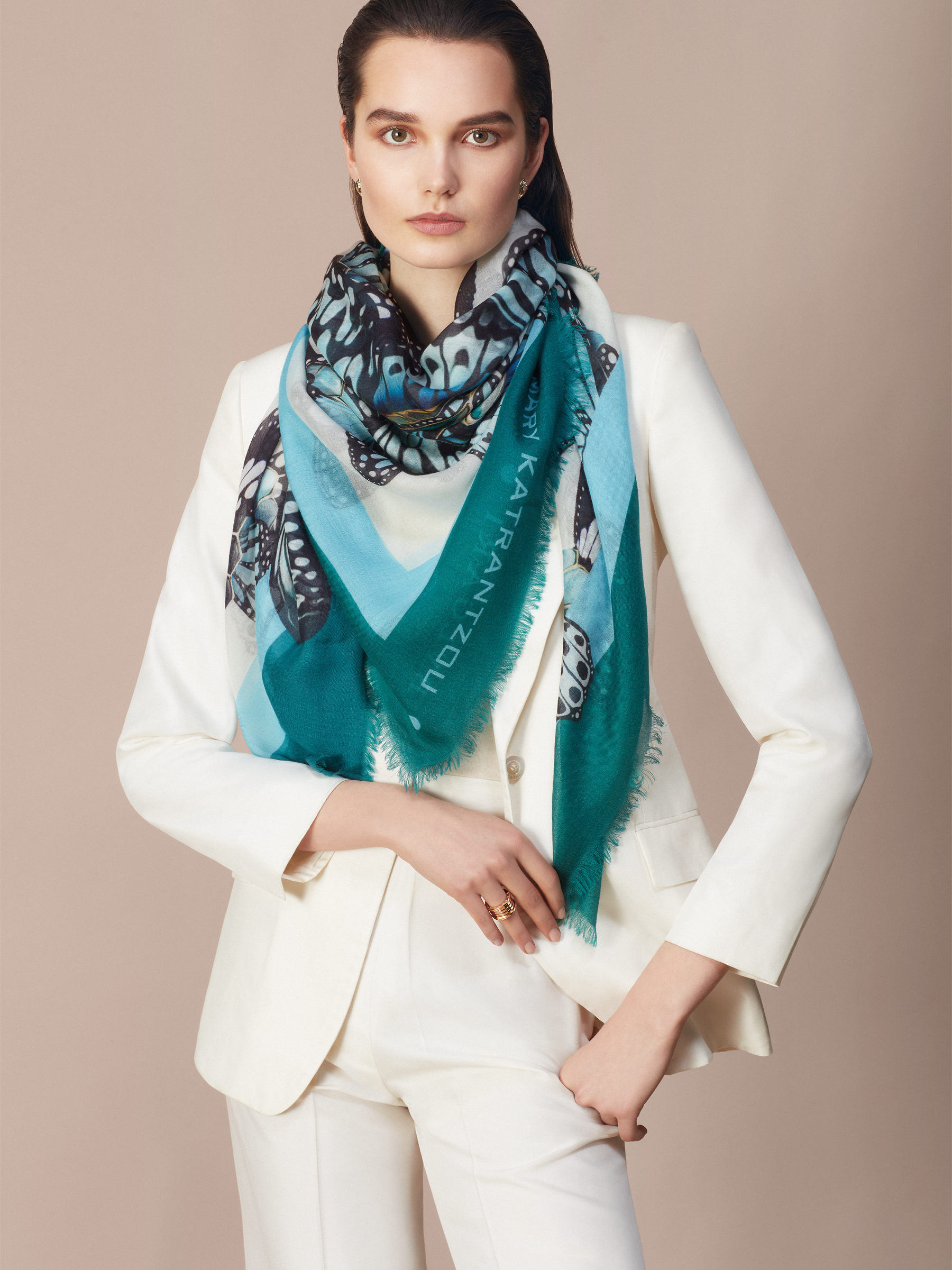 Bvlgari scarf store