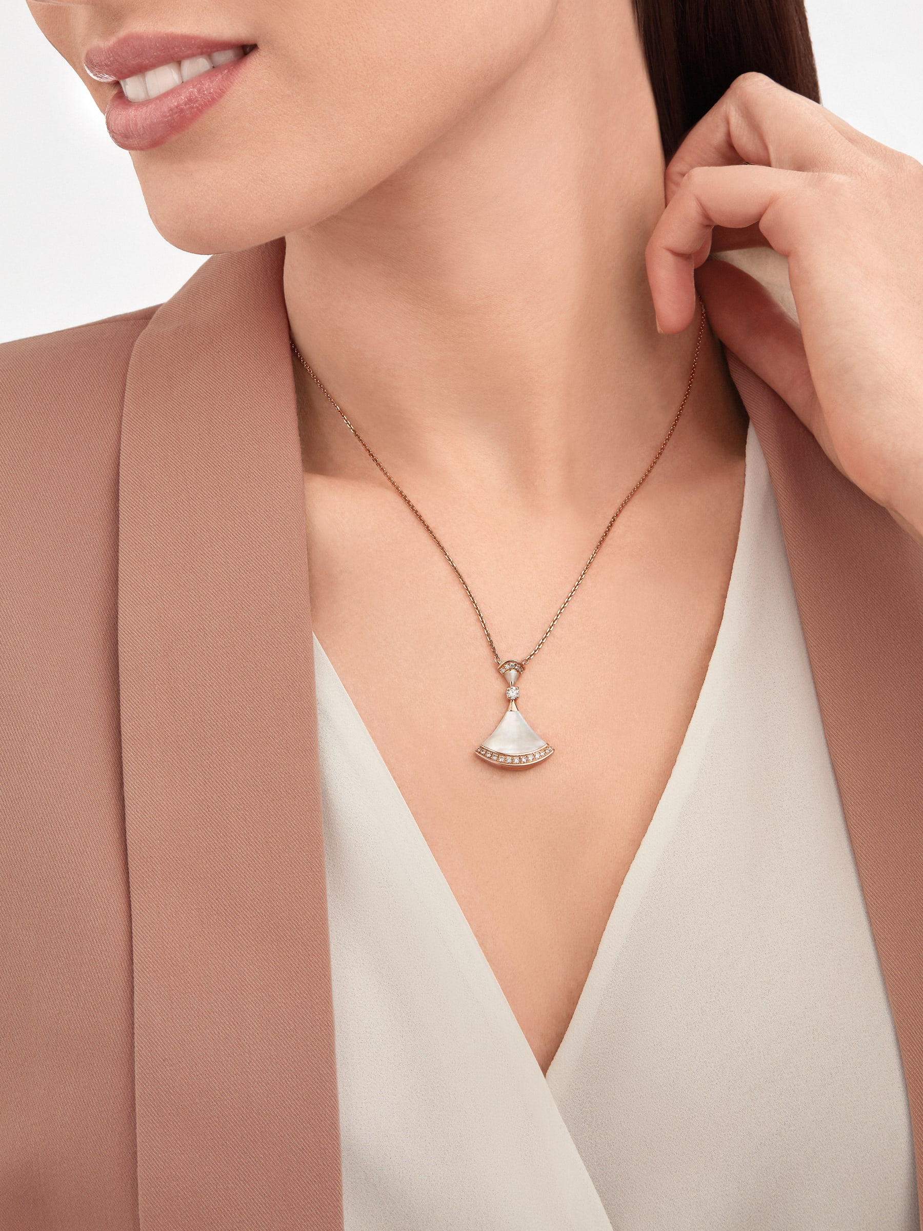 DIVAS' DREAM Necklace 356452 | BVLGARI