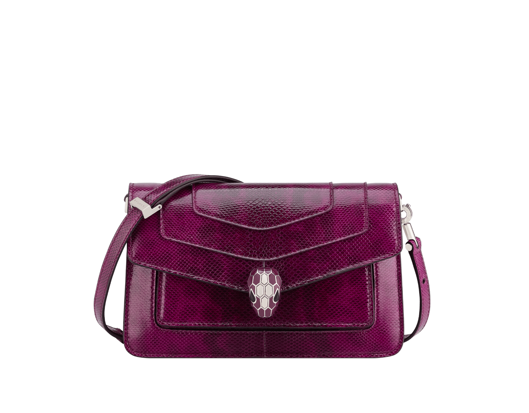 Sac porté épaule Serpenti Forever East-West petit modèle en karung brillant couleur prune nuit avec doublure en cuir nappa vert émeraude. Captivant fermoir magnétique Serpenti en laiton orné d’écailles en émail bordeaux et laiton et d’yeux en onyx noir. 1237-CLKARUNG image 1