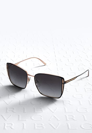 B.zero1 rock squared metal sunglasses. Creative shot.