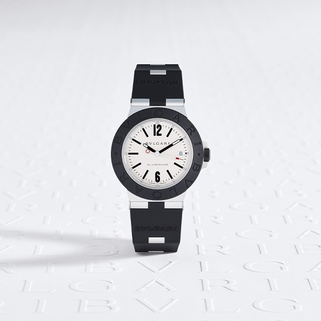 Bvlgari Aluminium watch with mechanical manufacture movement, automatic winding, chronograph, 40 mm aluminium and titanium case, black rubber bezel.
