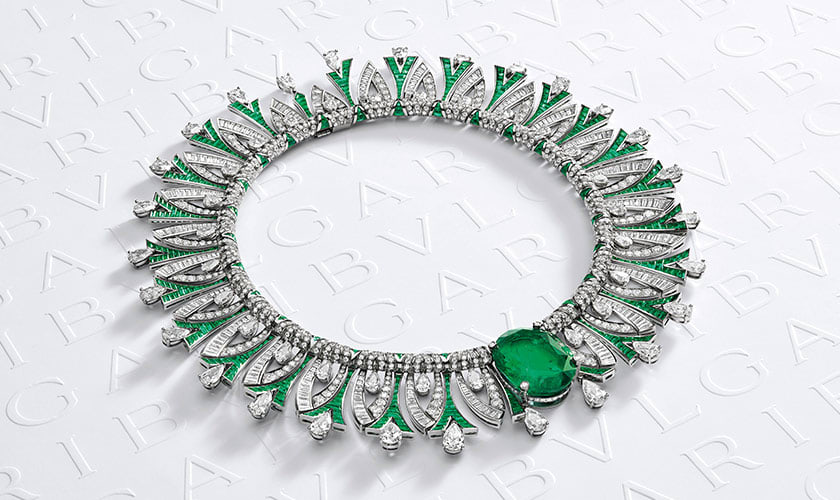 Tribute to Paris Bulgari Eden, The Garden of Wonders High Jewellery platinum necklace with a central emerald, emeralds and diamonds.