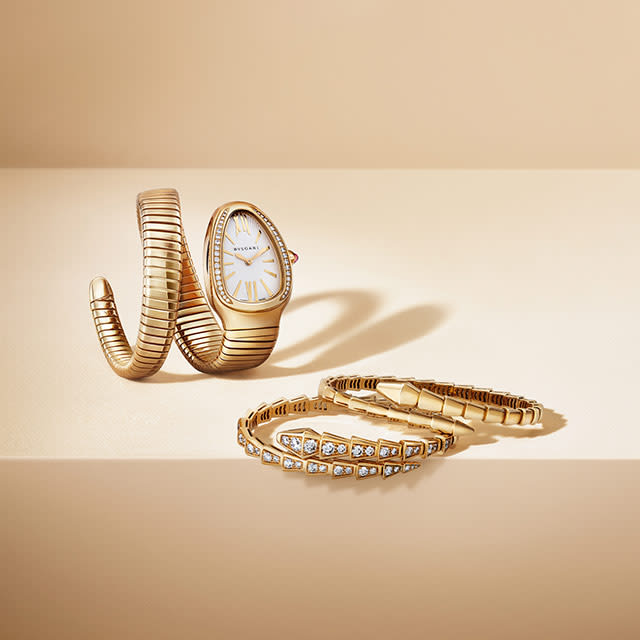 Serpenti Tubogas yellow gold watch and Serpenti Viper yellow gold bracelets with diamonds.