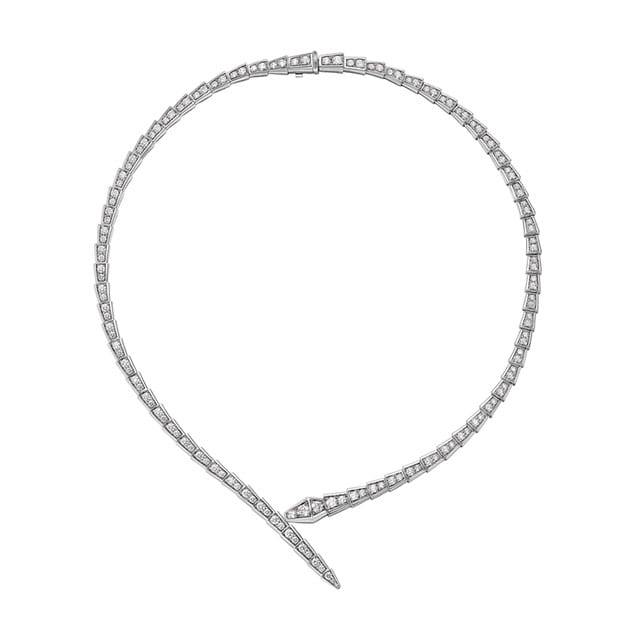 Serpenti Viper slim necklace in 18 kt white gold, set with full pavé diamonds.