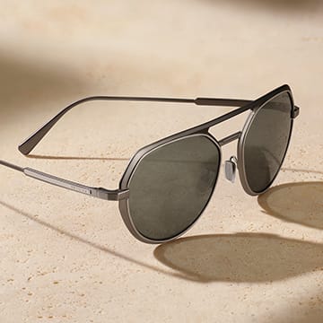 Octo Finissimo sunglasses for men with an aviator titanium frame.