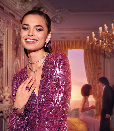 Creative visual of the Bvlgari Allegra Insieme Eau de Parfum with the fragrance’s main ingredients.
