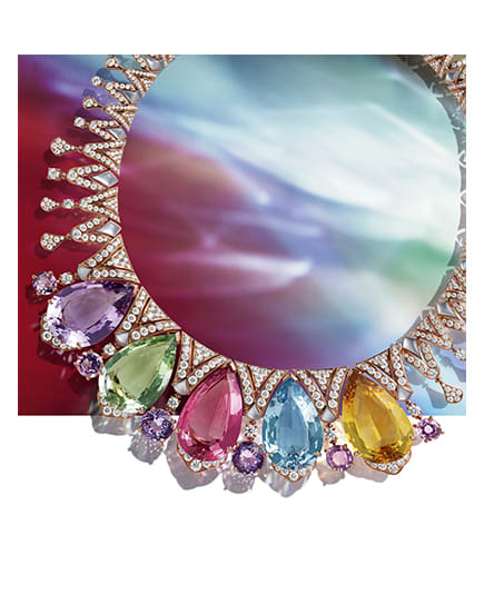 Chromatic Glory Necklace, Polychroma High Jewellery Collection, close-up.