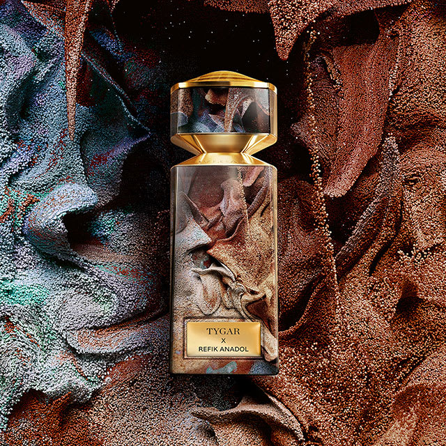 Bvlgari Le Gemme Tygar x Refix Anadol Limited Edition bottle by media artist, matching creative backdrop