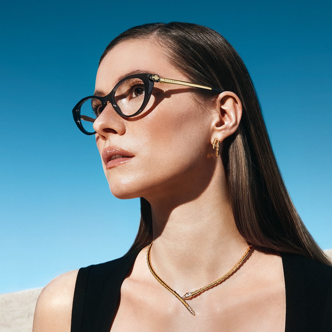 Model wearing Bzero1 Downtown sunglasses.